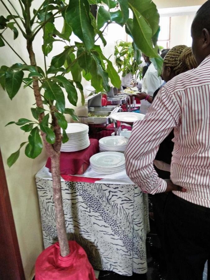 Bomen Hotel Isiolo Экстерьер фото
